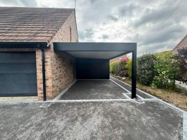 carport-aluminium-adosse-sur-mesure.jpg